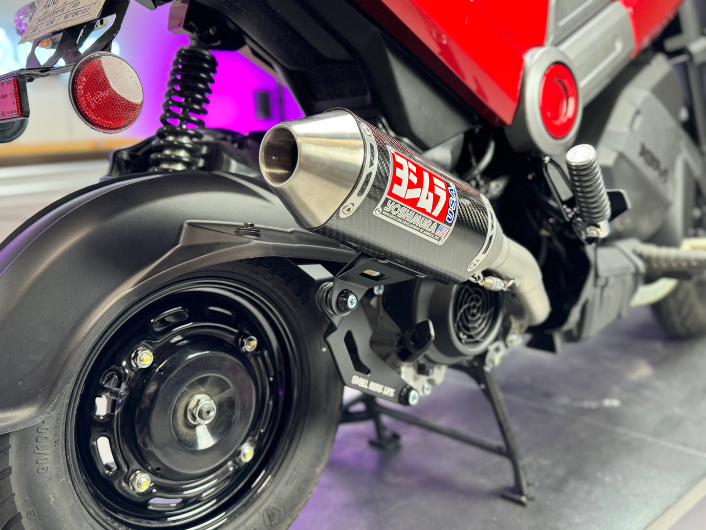 Honda Navi Yoshimura Performance exhaust - RS-2 Carbon Fiber