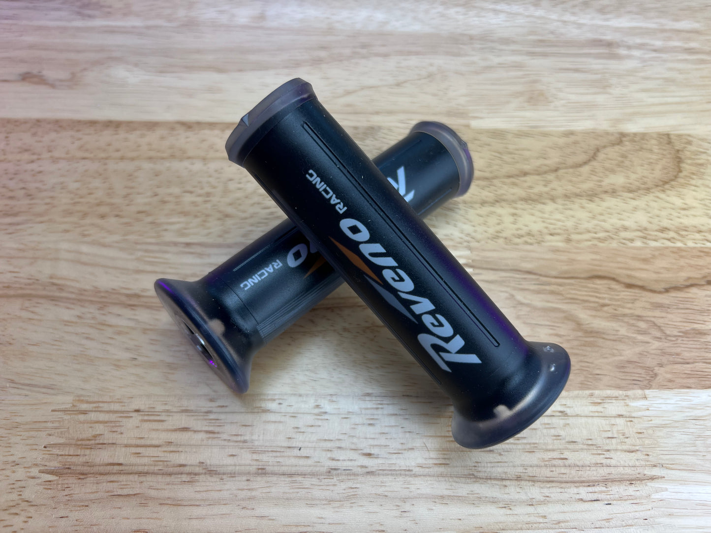 Reveno Grips