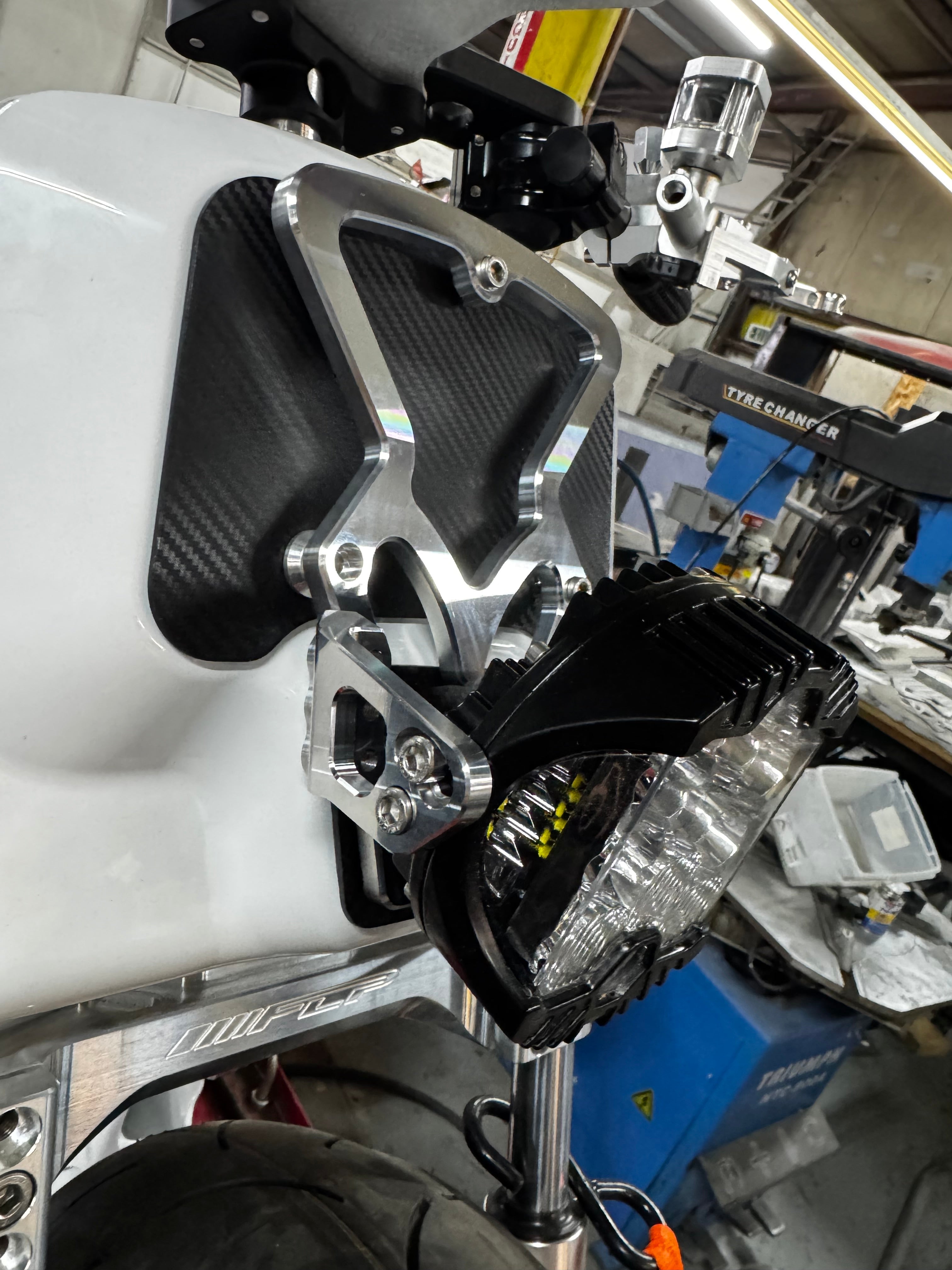 Honda Ruckus Ghost / Strada Headlight - FLP – Rolling Wrench