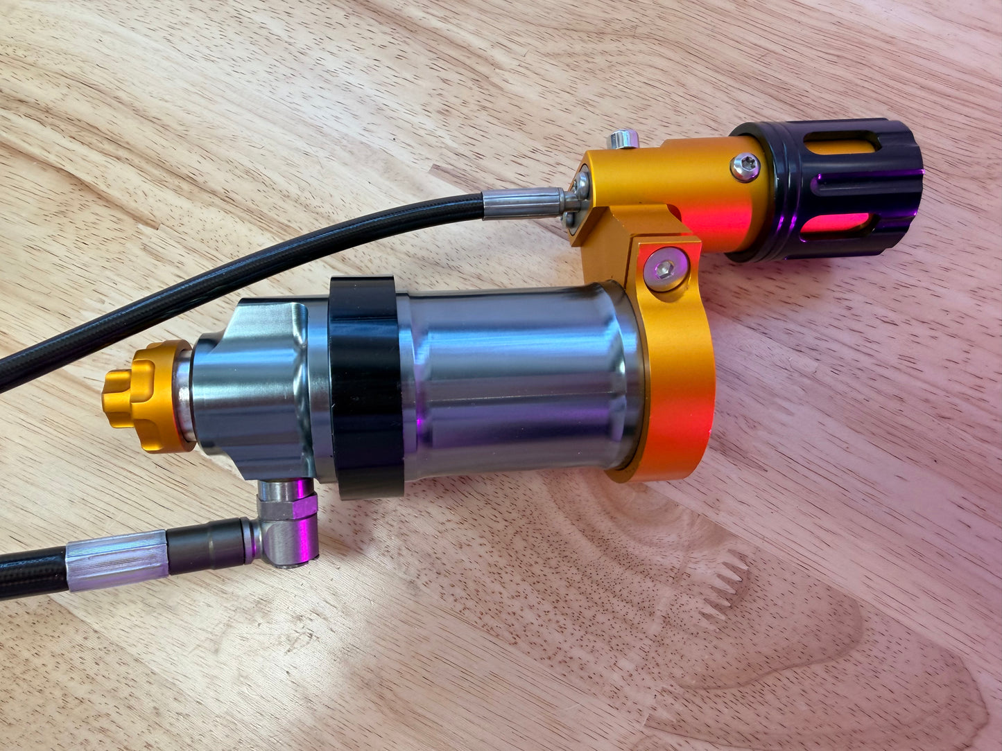 205mm Shock with reservoir