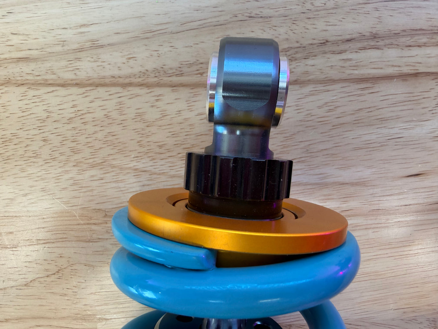 205mm Shock with reservoir