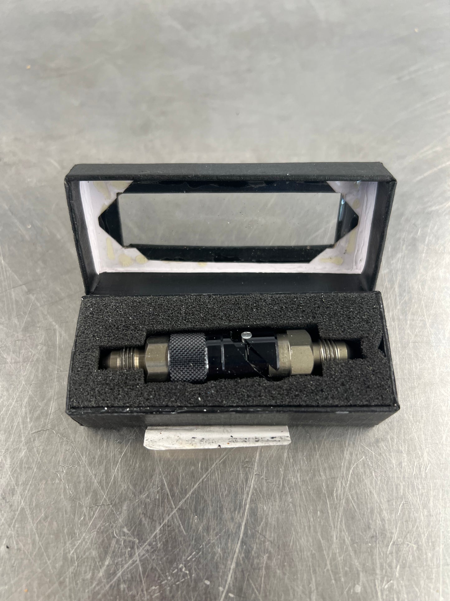 Brake hose quick disconnect