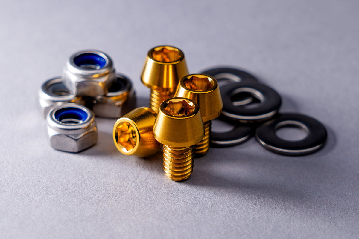 Yoshimura titanium license plate bolts - view 3