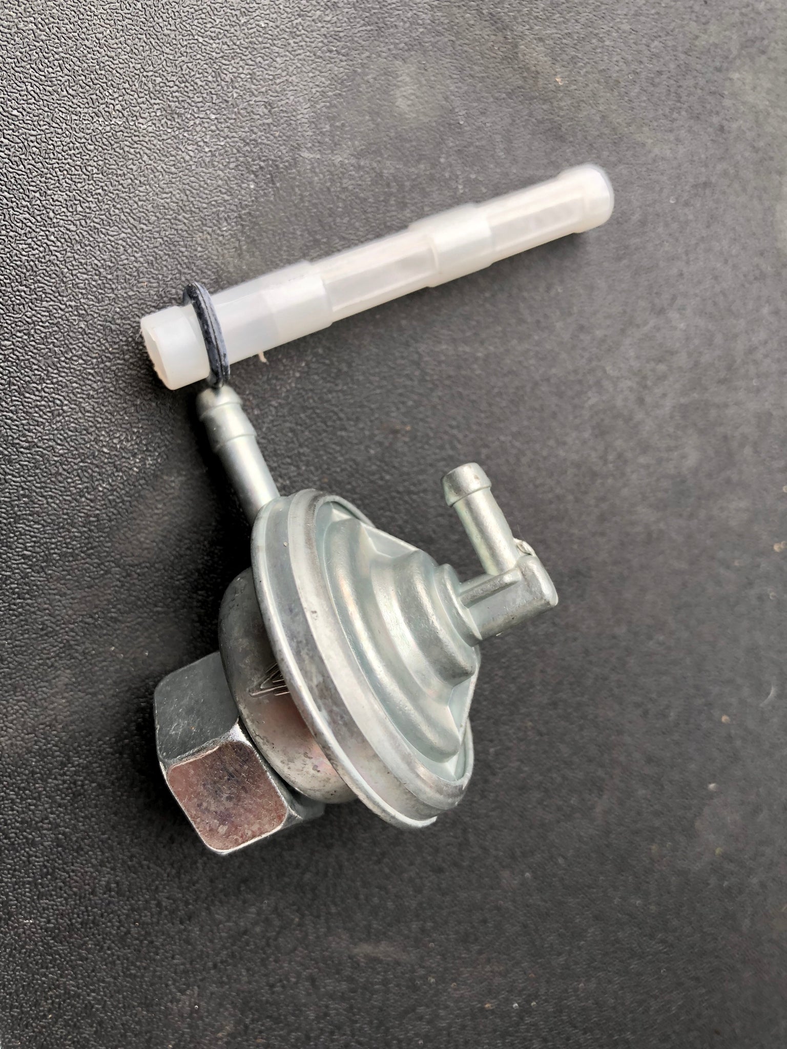 Buddy scooter fuel valve petcock