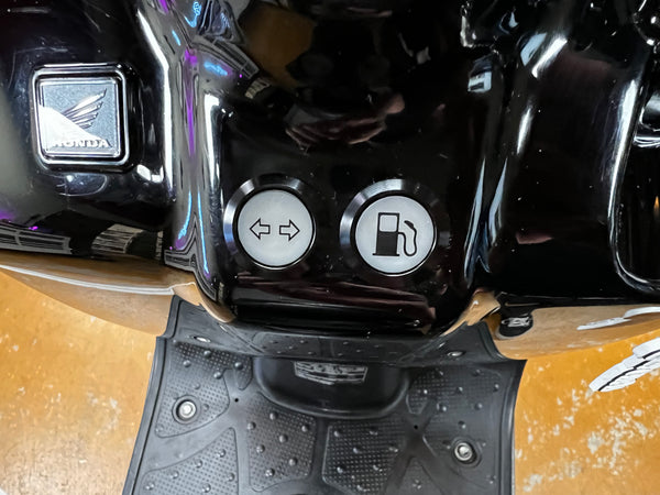 Ruckus 007 Secret Indicator Buttons